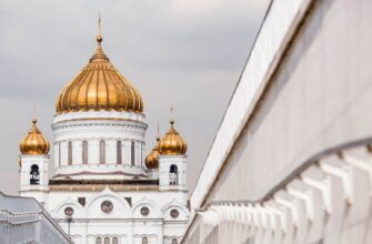 Символ духовности России — храм Христа Спасителя в Москве