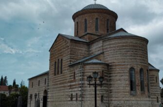 Исторические центры Абхазии (из Сочи)