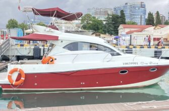 Морская прогулка в Сочи на двухпалубной испанской яхте