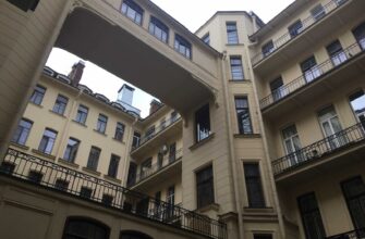 Артефакты Литейного: от парадной Фонтанки проходными дворами в доходный дом
