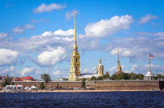 На автобусе — по Петербургу: групповая экскурсия с посещением Петропавловской крепости