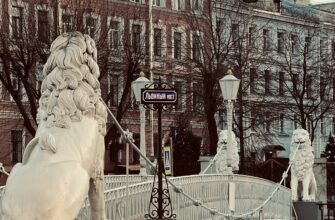 Путешествие в Коломну, или Петербург Гоголя и Достоевского