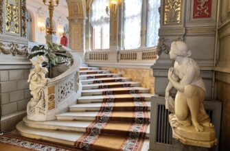 Экскурсия во Владимирский дворец в Петербурге