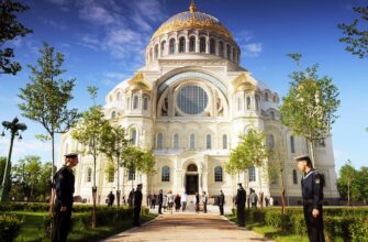 Групповая экскурсия из Петербурга в город-крепость Кронштадт