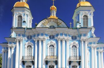 Из Петербурга в Кронштадт — к морским соборам