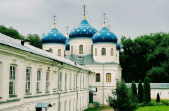 Автобусная экскурсия из СПб в Великий Новгород