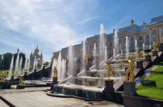 В Петергоф  — с комфортом и личным гидом