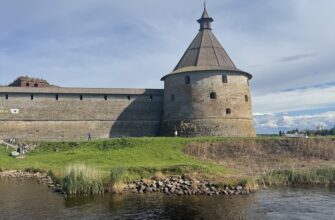 Из Санкт-Петербурга к крепости Орешек: 700 лет истории