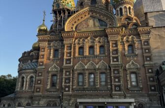 Петербургские тайны: на авто по историческому центру