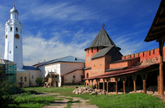 Кремлёвские прогулки со Сбыславом, Агафьей, Феофанией или Евфимией