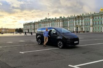 Живые рассказы о Петербурге — на минивэне с панорамной крышей