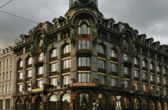 Невский проспект: история и архитектура