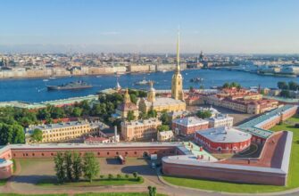 На минивэне — по Петербургу (с посещением Петропавловской крепости)