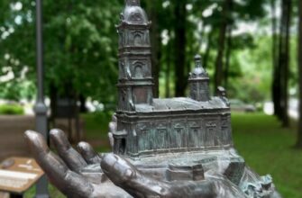 Петербург 300 лет тому назад: групповая прогулка для взрослых и детей