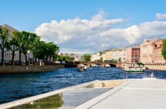 По каналам центра Петербурга — к Полуденному выстрелу