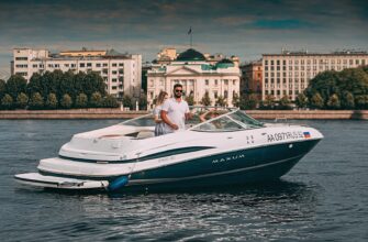 На катере по водам Санкт-Петербурга