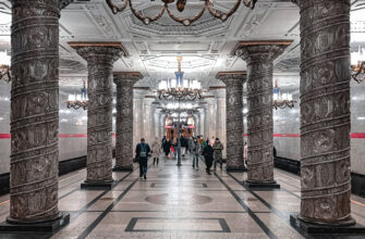 Подземные сокровища Петербурга: квест без гида по метрополитену