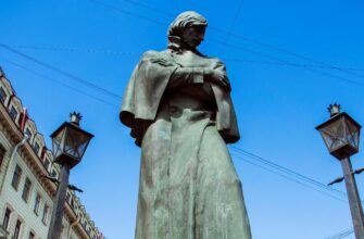 Путеводитель Гоголя: литературная экскурсия по Петербургу