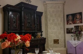 В гости к петербурженке — в дом со шпилем на Петроградской стороне