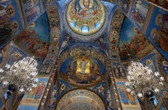 Соборы Петербурга: Смольный, Исаакиевский, Казанский и Николо-Богоявленский