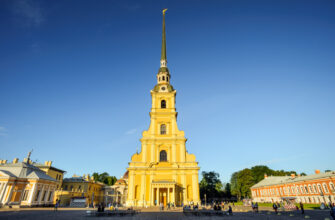 Петропавловская крепость: собор, тюрьма и старинные стены