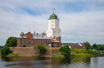 Тайны Выборга и романтика Монрепо: архитектура, история, природа