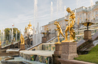 Автобусная экскурсия в Петергоф