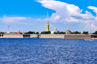 Укрощение строптивой в Петербурге: поединок Человека и Воды