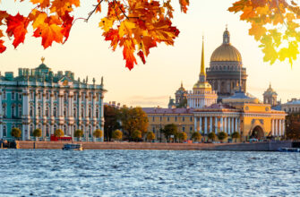 Прогулка по набережным Петербурга