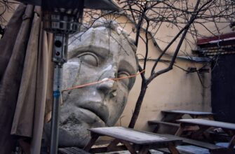 За угол от Невского проспекта: экскурсия по проходным дворам
