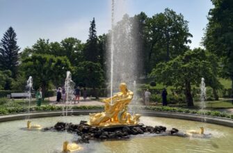 Побывать в Петергофе — с комфортной индивидуальной экскурсией на автомобиле