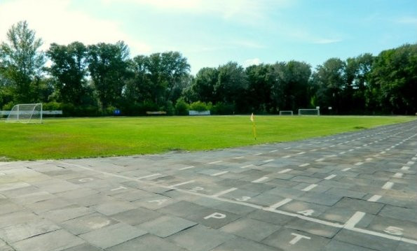 Стадион «Электрон»