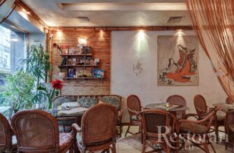 Кафе Чайный дом на Рубинштейна: индийская и авторская кухня в центре Петербурга