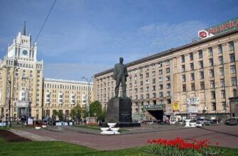 Триумфальная площадь в Москве: история и современность в центре столицы