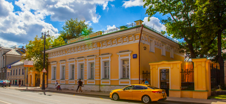 Центр Вознесенского