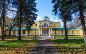 Усадьба «Братцево»: исторический оазис с архитектурой XVIII века в Москве