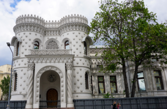 В ритме фламенко: прогулка с танцором под музыку кастаньет