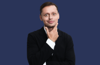 Виктор Комаров