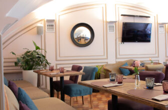 Ресторан Вилла Астон в Центральном районе: русская и европейская кухня с возможностями для банкетов