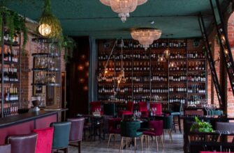 Ресторан и бар Танцы food&people в Хамовниках с авторской кухней и танцполом