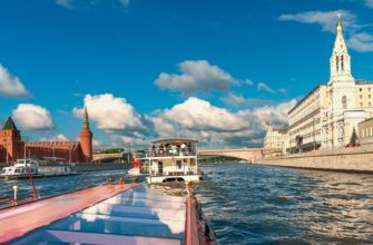 Водная прогулка от причала «Китай-Город» до причала «Киевский»