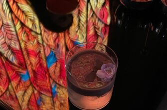 Выходной a la russe: барная экскурсия в Москве (18+) — с историком