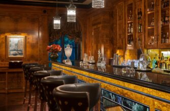 Бар Xander Bar в Адмиралтейском районе: европейская кухня и уют у камина
