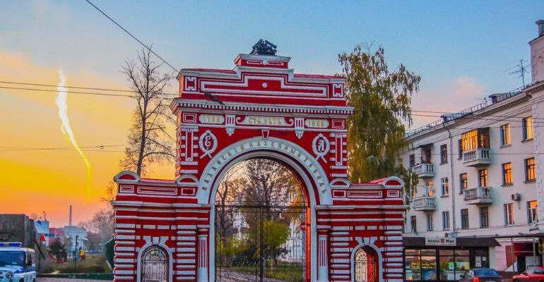 Юбилейная Арка
