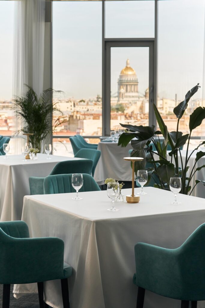 Зефир Бистро Марин / Zephyr Bistro Marine